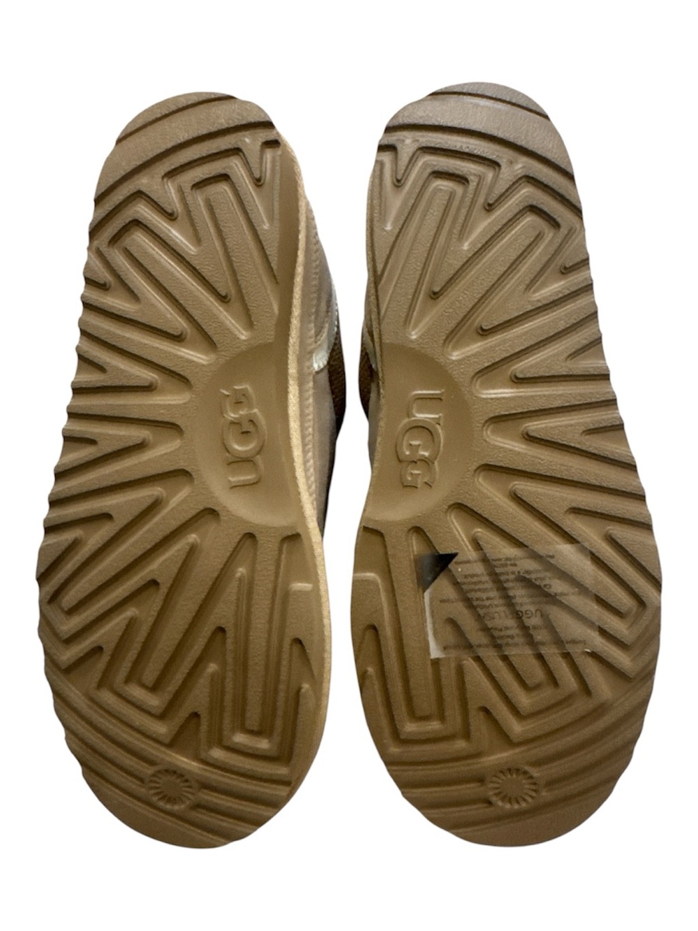 UGG Lowmel Women's Sand / Tan Suede Lace-Up Sneaker Boot. Size 6 - Picture 6 of 9